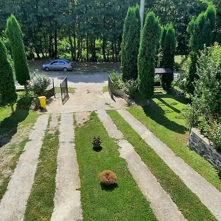 Casa De Vacanta ,,La Valucu